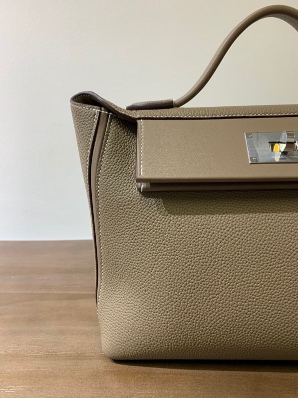 Hermes Kelly 2424 29cm Handbag in Trench Clemence Leather 